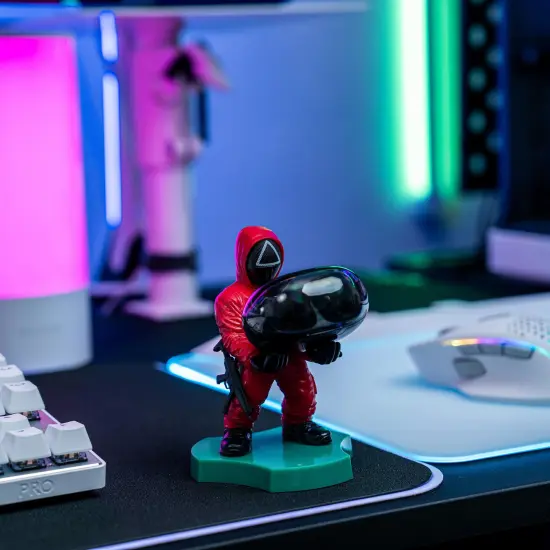 Exquisite Gaming: Cable Guys Holdems: Squid Games: Triangle Guard - Earbud & Phone Holder, Mini Collectible With a Twist, Series Licensed Figure {6}
