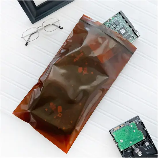 Plymor 8" x 14", 3 Mil Amber UV Zipper Reclosable Plastic Bags {4}