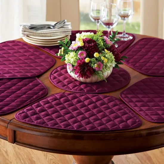 Collections Etc Kitchen Table Placemat And Centerpiece Set - 7 Pc {1}