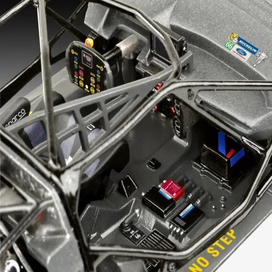 Revell Plastic Model Kit-Ford Gt Le Mans 1:24 {5}