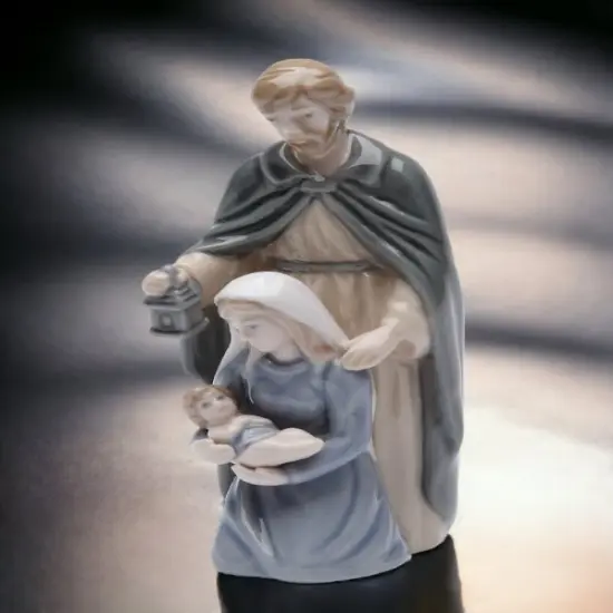 Ceramic Holy Family Nativity Figurine, Christmas D&eacute;cor, Religious D&eacute;cor, Religious Gift, Church D&eacute;cor, Baptism Gift, Easter D&eacute;cor {2}