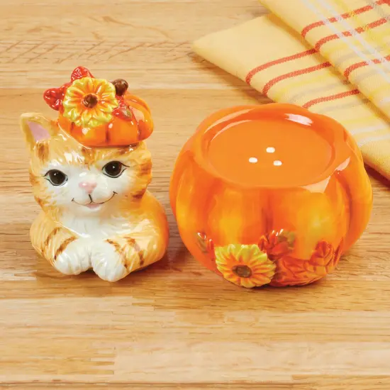 Collections Etc Adorable Harvest Cat Salt & Pepper Shaker Set {4}