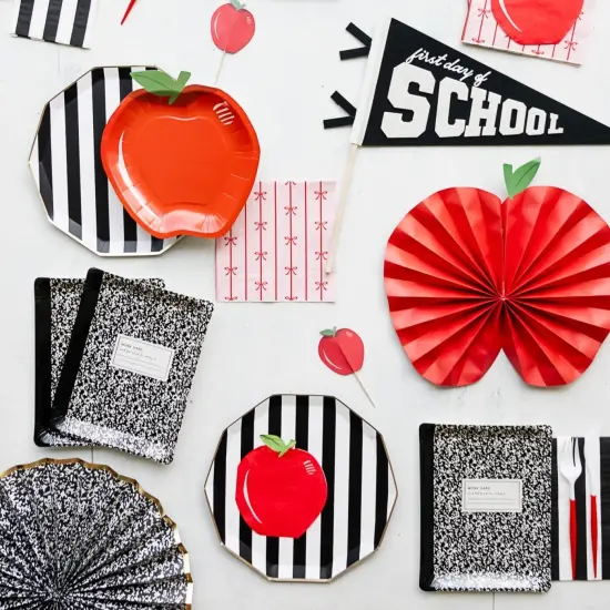 BLACK NOIR SIGNATURE CABANA STRIPE PLATES {6}