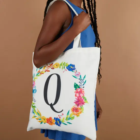 Set of 2 Reusable Monogram Letter Q Personalized Tote Bags for Women, Floral Design (29 Inches) White {3}