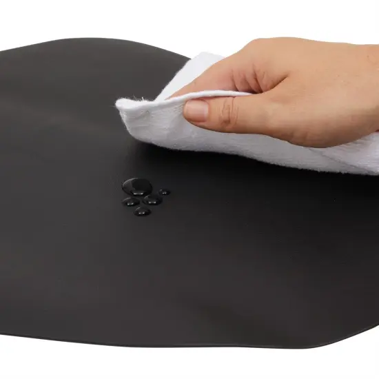 Set of 4 Wedge Placemats with Matching Coasters for Kitchen, Dining Table (Black, Faux Leather, 8 Pieces) {7}