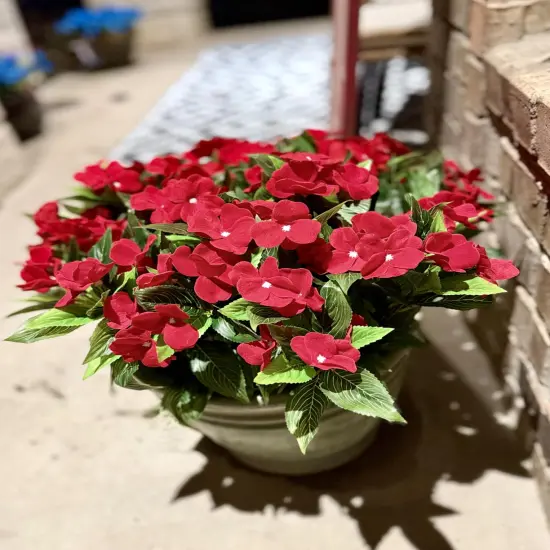 2pcs Artificial Impatiens Bouquet Fake Outdoor Flowers Impatiens Plants Decor Indoor Planters Balcony Decorations, Red {1}