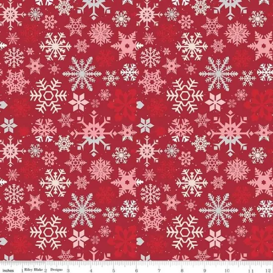 Snowflakes in Barn Red (c16402-barnred) | Mistletoe & Holly | Beverly McCullough | Riley Blake {1}