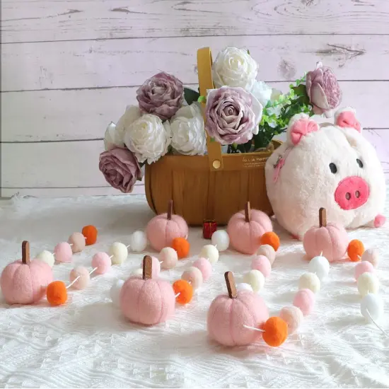 Fall Felt Pom Pom Banner (Pink) {2}