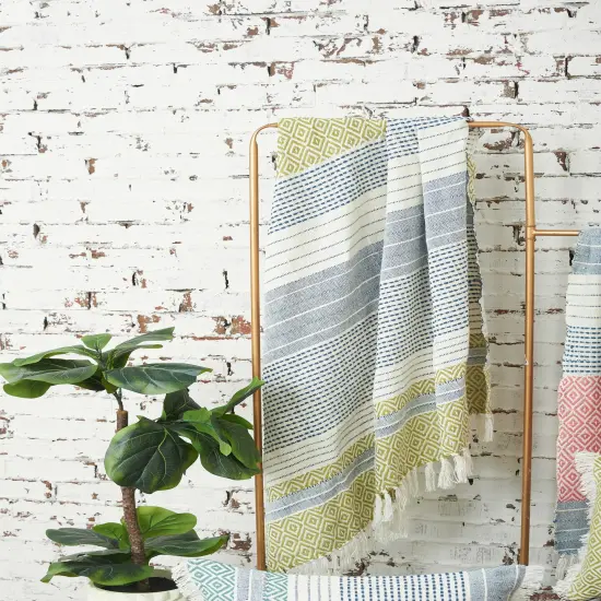 Berkley Citron 50" x 60" Throw Blanket {5}