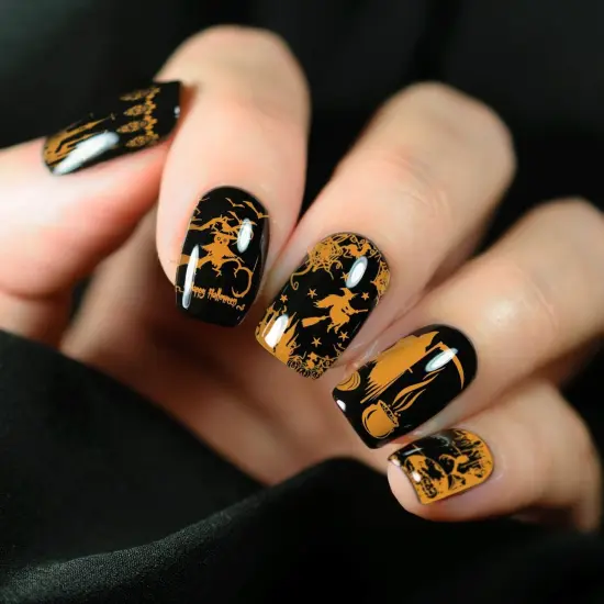 4 Pieces Halloween Nail Art Plates {5}