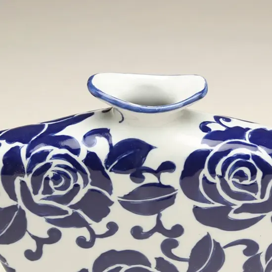 AA Importing 59945 9 Inch Flat Blue & White Vase {4}
