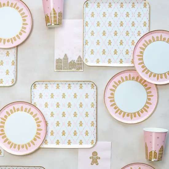 PINK GINGERBREAD GUEST TOWELS {2}