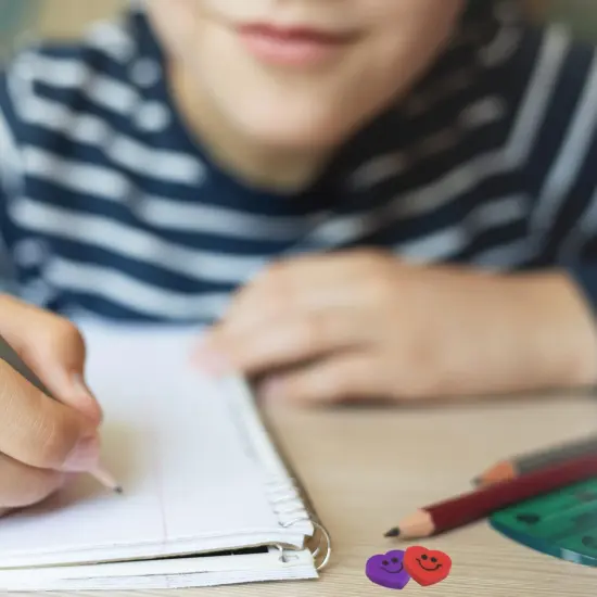 4E&rsquo;s Novelty Mini Heart Erasers 144 Pack for Kids, Valentines Day Classroom Favors {6}