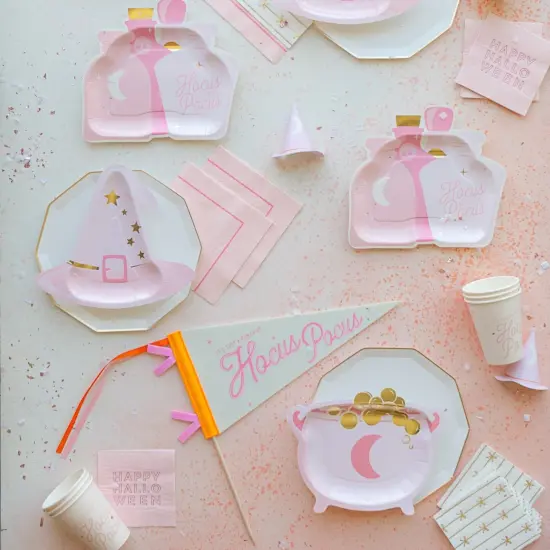 PINK WITCH HAT PLATES {2}