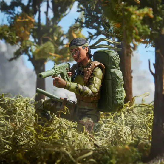 G.I. Joe Classified Series 60th Anniversary Action Marine - Sniper, Collectible 6 Inch Action Figure with Ghillie Suit and 19 Accessories {5}