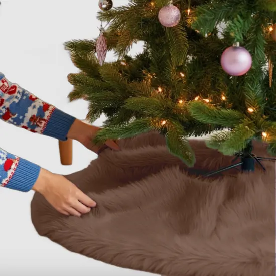 FabricLA 48" Light Brown Faux Fur Christmas Tree Skirt - Fluffy Plush Tree Skirt (121cm) for Holiday Decorations {1}