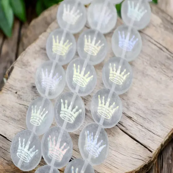 *8* 14mm Laser Etched Frosted Crystal Crown Coin Beads {4}