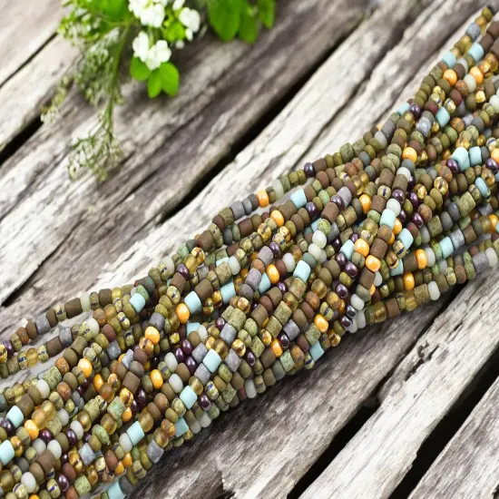 6/0 Aged Matte Gala Striped Picasso Mix Seed Beads (21" Strand) {4}