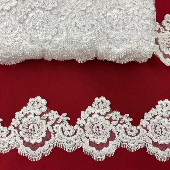 1 Yard Beautiful Corded Lace Trimming Embroidered on 100% Polyester Net Mesh 4 Inch Width White with Silver {3}
