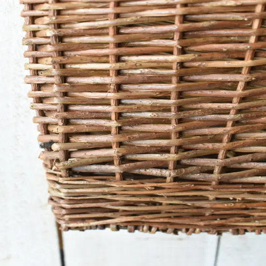 11" x 17" Wicker Basket w/Handle {3}