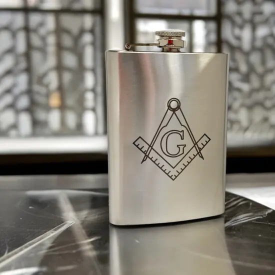8oz Freemason Stainless Steel Flask {3}