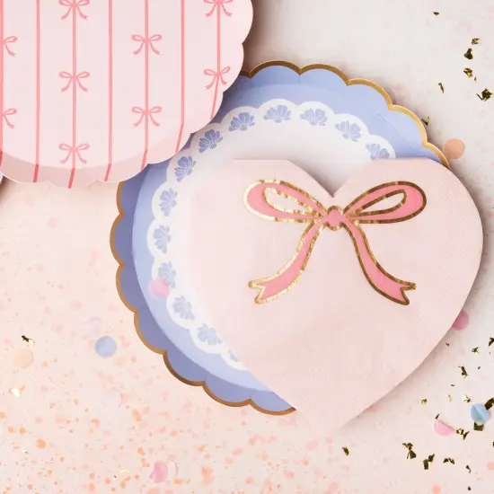 PETAL PINK BOW HEART LARGE NAPKIN {2}