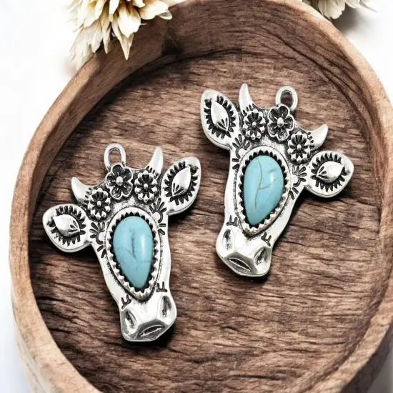 *5* 41x38mm Antique Silver w/Turquoise Boho Floral Cow Head Pendants {1}