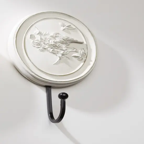 AA Importing 66212-wh White Bird Hook Pair {4}