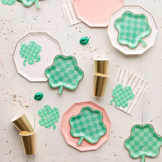 CHECKERED SHAMROCK PLATES {3}