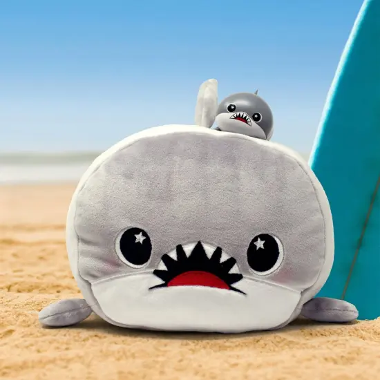 Crush the Shark Vinyl Collectible Figurine {5}