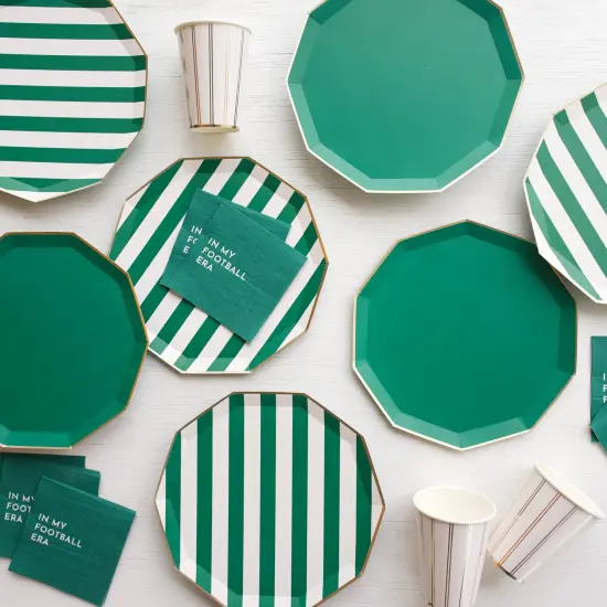 EMERALD GREEN SIGNATURE LARGE PLATES {2}