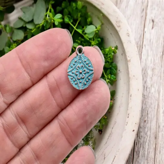 *20* 13mm Copper Patina Floral Medallion Charms {2}