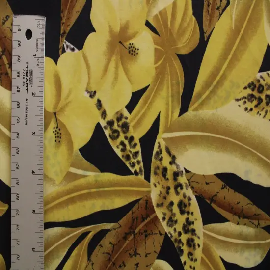 1 Yard Geometric Maze Pattern Spandex Fabric Stretch Material for Swimwear Leggings Costumes Dancewear 58/60 Inch Width {2}