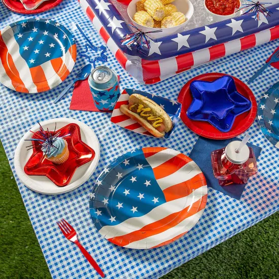 Flag Patriotic Party Paper Banquet Plates 25 Count {2}