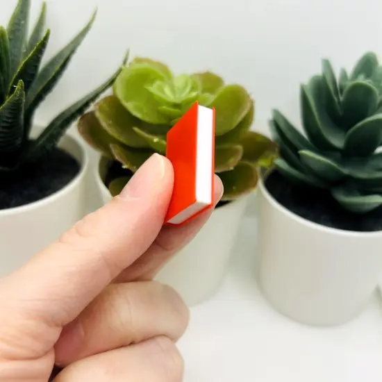 1, 4, or 20 Pieces: 3D Red Book Charms {4}