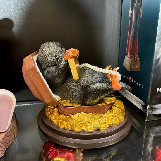 Fantastic Beasts Master Craft Teddy Niffler Table Top Statue {6}