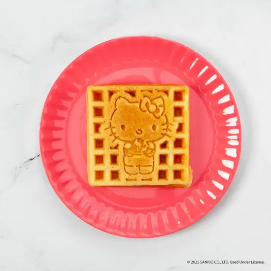 Uncanny Brands Hello Kitty Deluxe Waffler {5}