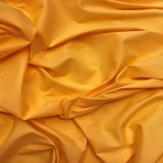 1 Yard Lavender Poly Cotton Blend Fabric Ideal for Apparel Crafts Home Decor and Quilting 58/60&Prime; Width Peach {5}