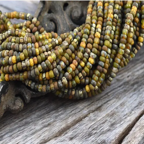 6/0 Aged Matte Rustic Bear Striped Picasso Czech Glass Seed Bead Mix (21" Strand) {2}