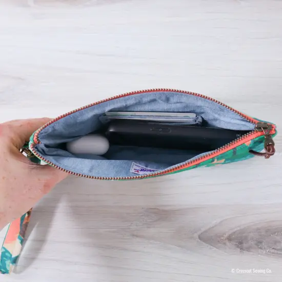 Crosscut Sewing Co.&reg; Wristlet Sewing Kit - Beginner Sewing Project Kit Belize {5}