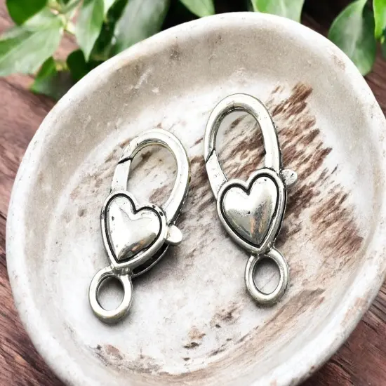 *10* 21x12mm Antique Silver Heart Lobster Clasps {1}