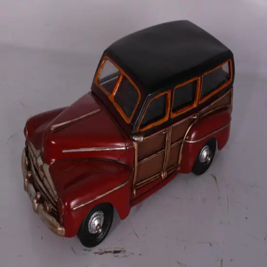 Woody Car Table Top Statue {4}