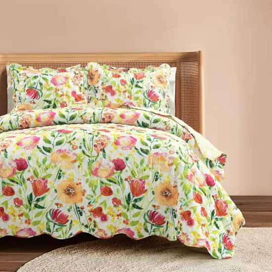 Multi-Color Watercolor Floral Quilt Set 3-Piece for Beds with Shams {2}
