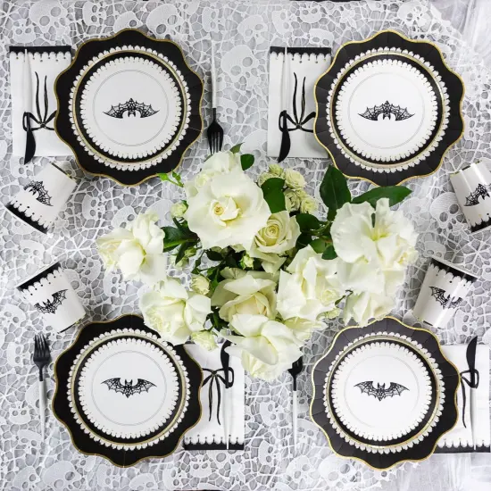 ELEGANT HALLOWEEN DINNER PLATES {4}