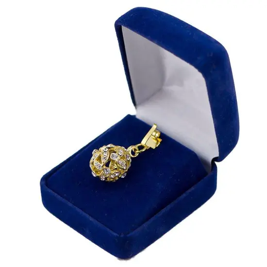 Majestic Crystal Leaves: 20-Inch Gold Tone Royal Egg Necklace {5}