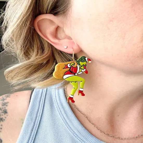 GRINCH PINUP GIRL | CHRISTMAS | CLAY CUTTER {4}