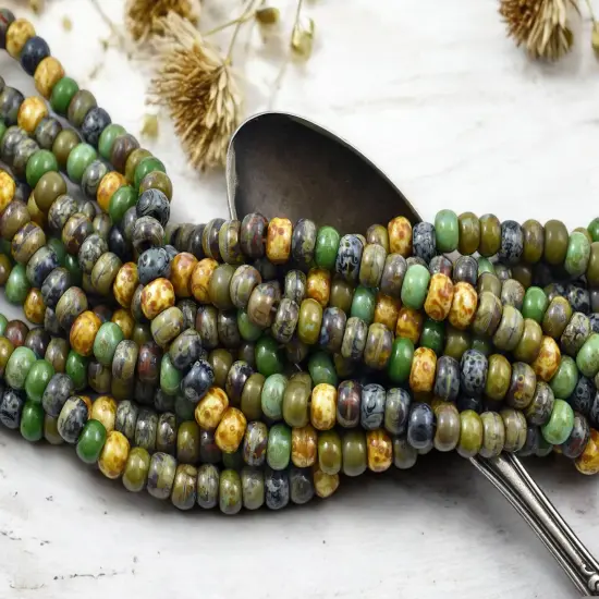 2/0 Aged Jade Picasso Mix Seed Beads (21" Strand) {2}