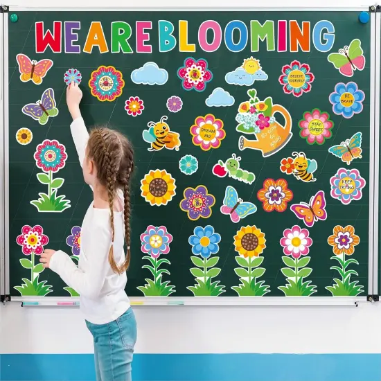 Spring Classroom Bulletin Board Decoration Set - Green {3}