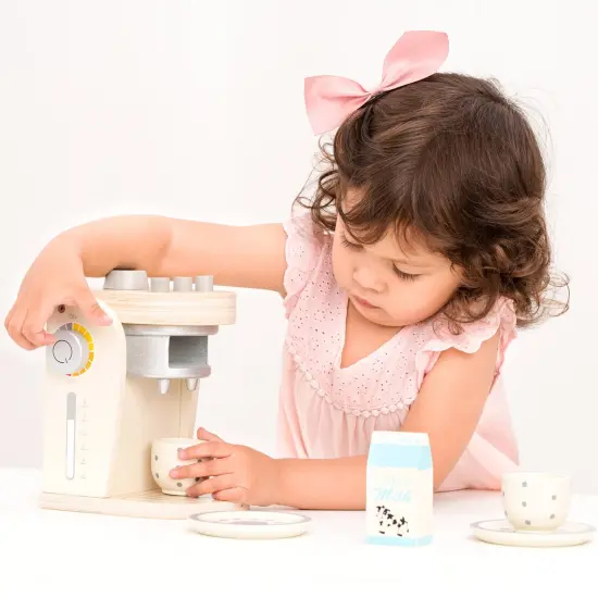 New Classic Toys Coffee Maker Off-White {4}