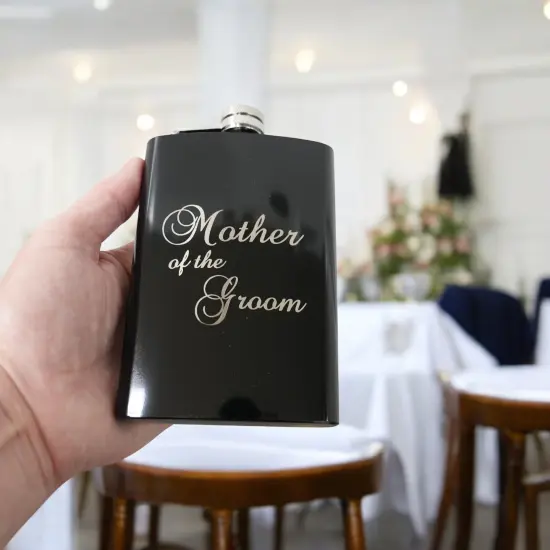 8oz BLACK mother of the Groom flask {6}
